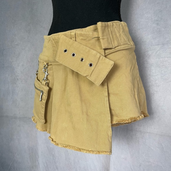 Darker waves khaki mini skort with cargo pocket size small - Picture 5 of 9